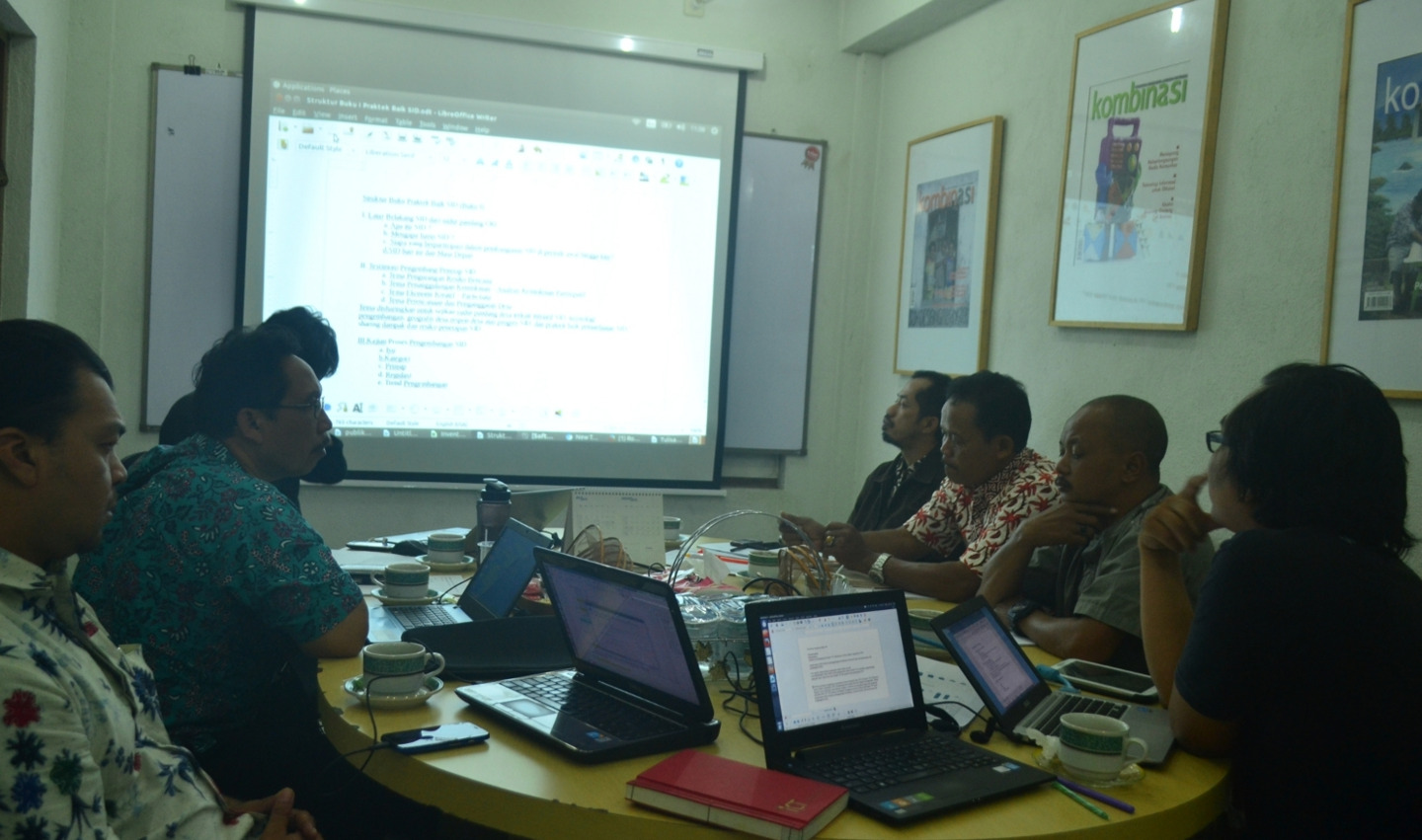 Workshop Penulisan Buku Pemanfaatan SID