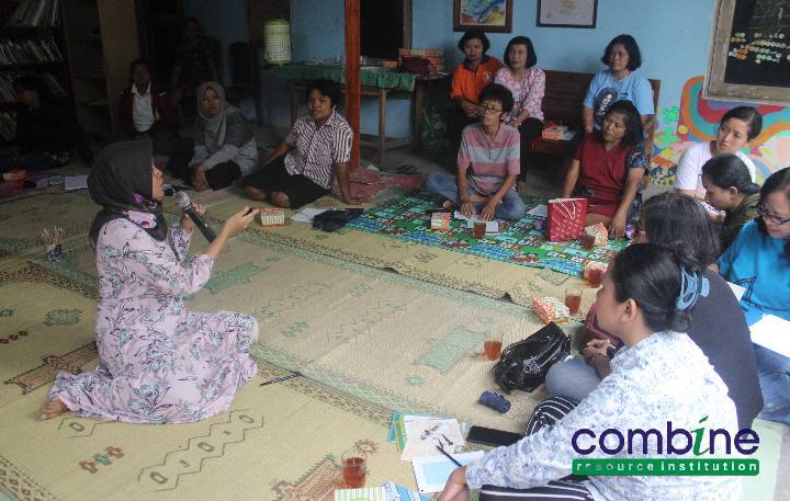 Memberdayakan Kelompok Perempuan melalui Lokakarya Keamanan Digital